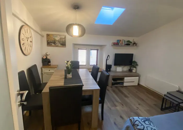 Tartini Exclusive Rooftop Penthouse 公寓 *